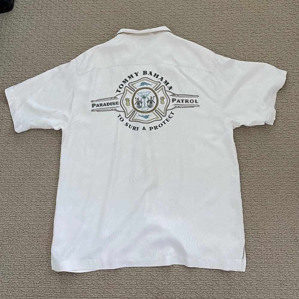 Vintage short sleeve Tommy Bahama